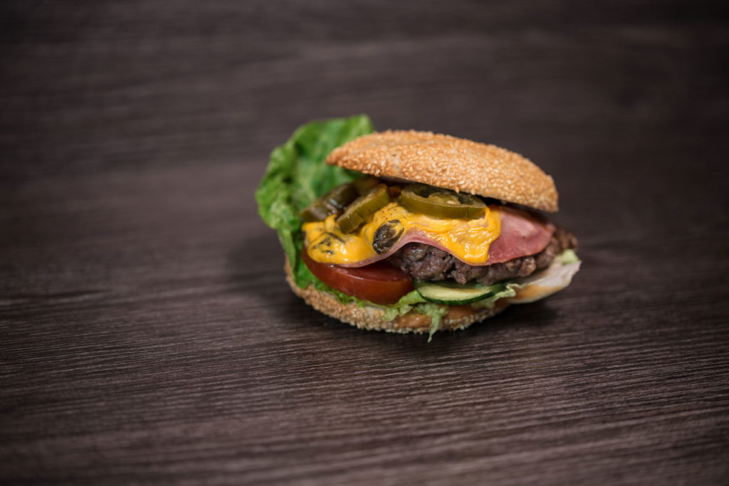 THE HONKY TONK Premium Burger